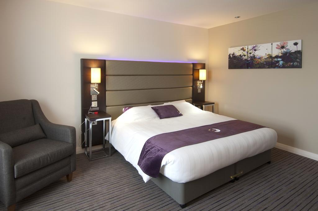 Premier Inn London Бекслігіт Екстер'єр фото