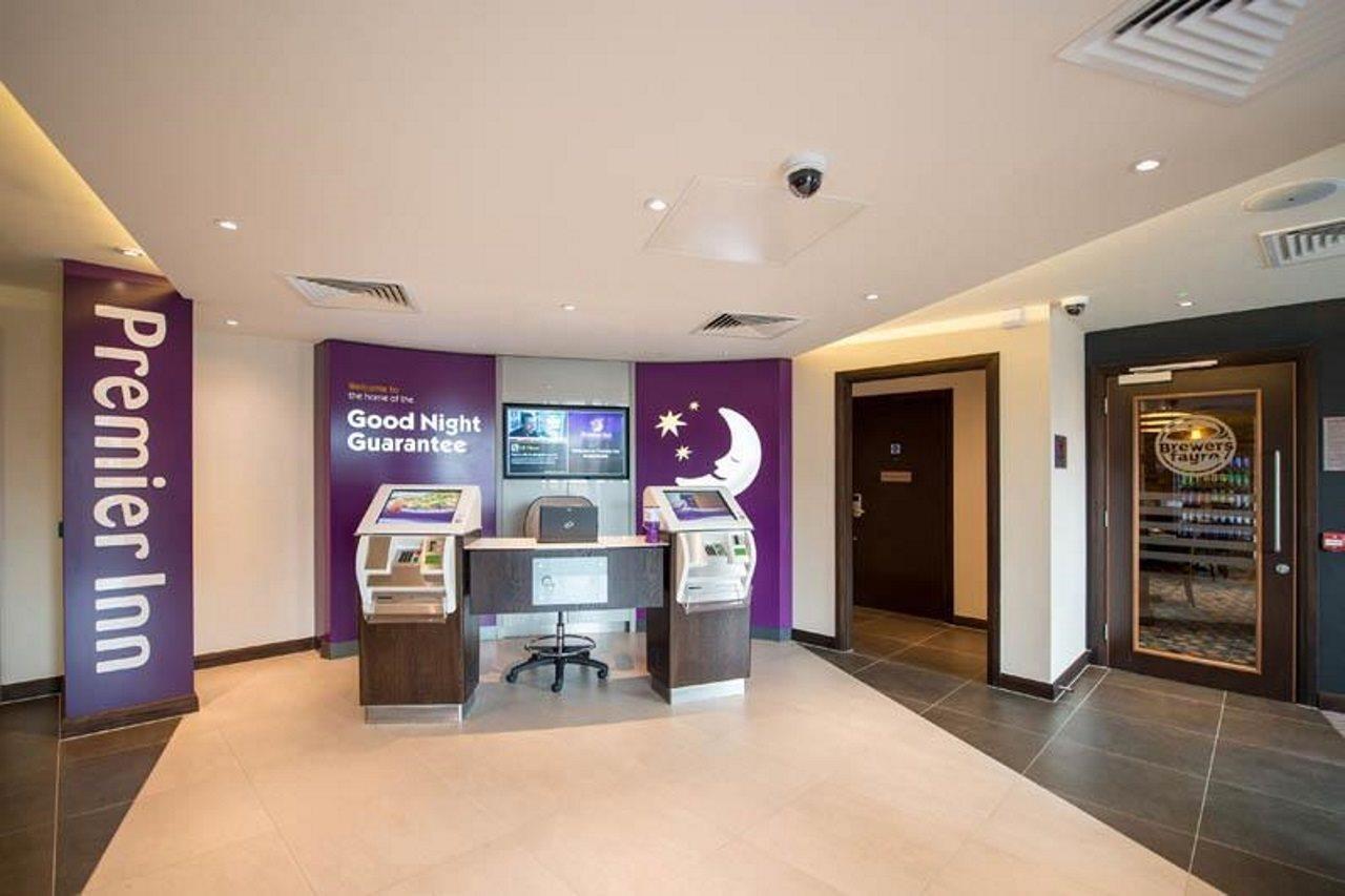 Premier Inn London Бекслігіт Екстер'єр фото